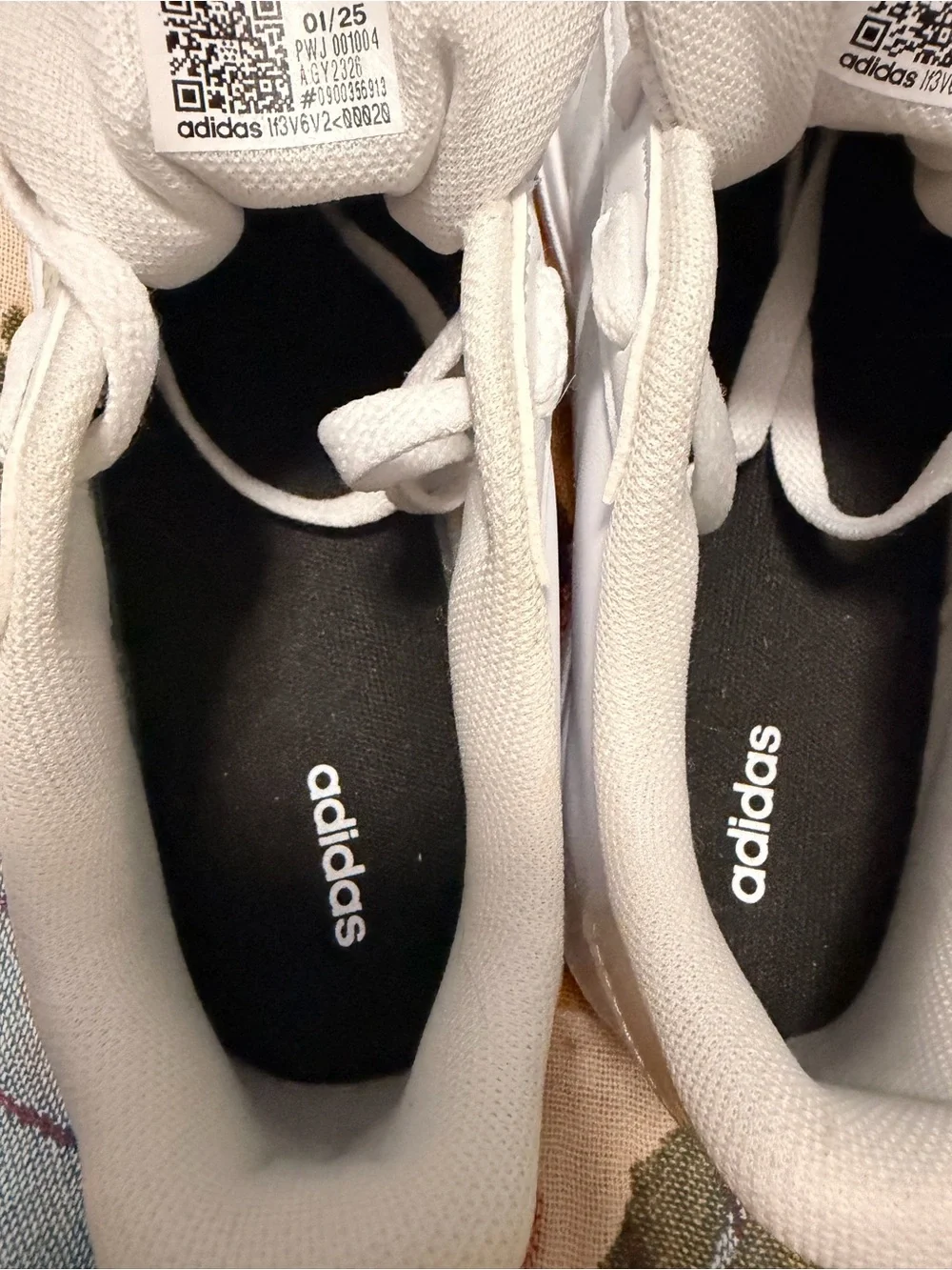 New Without Box Addidas Big Kids White Sneakers with holograph stripes Size 4.5 - Picture 5 of 6